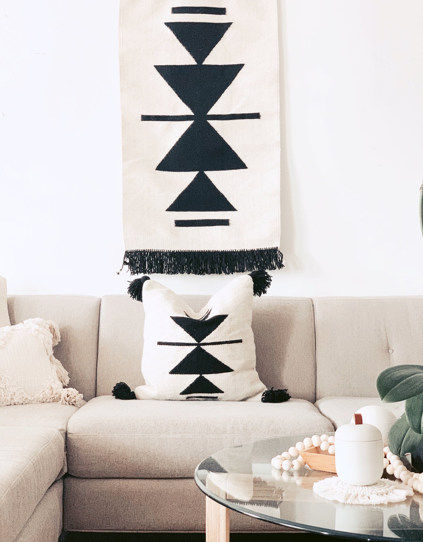 Black and white Zapotec accent rug