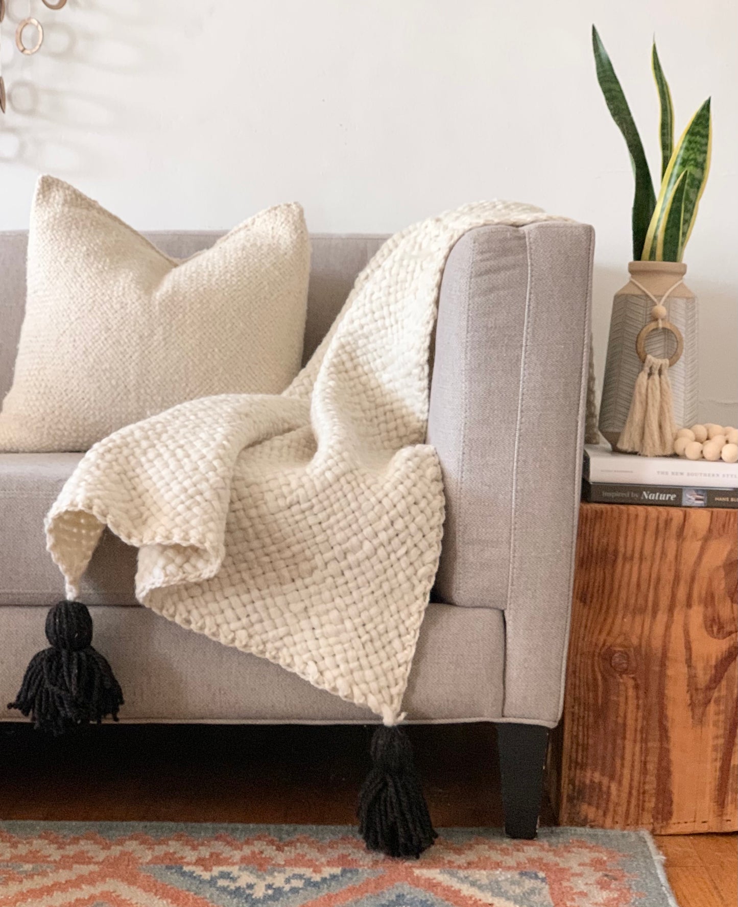 Handwoven Ivory wool Throw